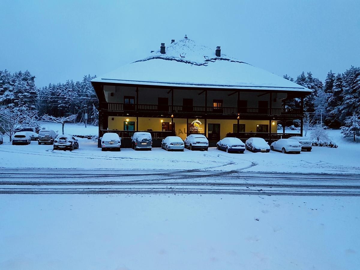 Complejo O Pineiral A Fonsagrada Hotel Екстериор снимка