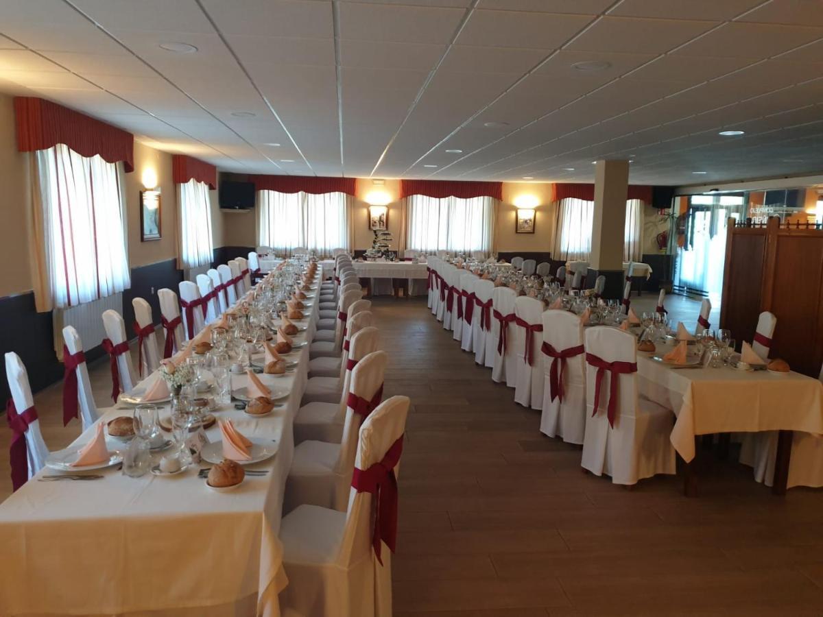 Complejo O Pineiral A Fonsagrada Hotel Екстериор снимка